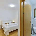 With Pool, 50 M From The Sandy - Id 2209 By Traveler Tourist Agency Krk