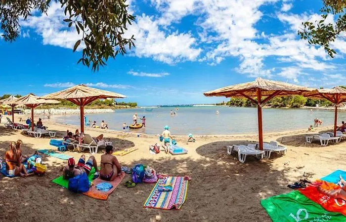 Βίλα With Pool, 50 M From The Sandy - Id 2209 By Traveler Tourist Agency Krk *