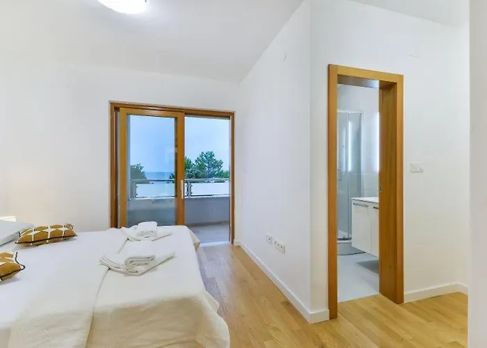 Βίλα With Pool, 50 M From The Sandy - Id 2209 By Traveler Tourist Agency Krk *
