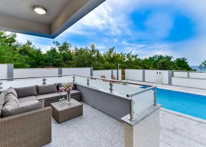 With Pool, 50 M From The Sandy - Id 2209 By Traveler Tourist Agency Krk * Zaton (Zadar)