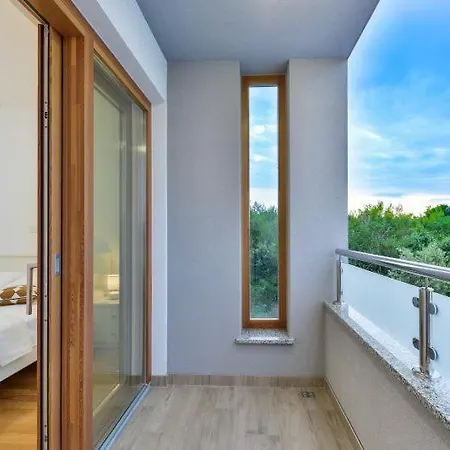 Villa With Pool, 50 M From The Sandy - Id 2209 By Traveler Tourist Agency Krk *