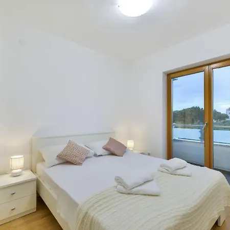With Pool, 50 M From The Sandy - Id 2209 By Traveler Tourist Agency Krk *