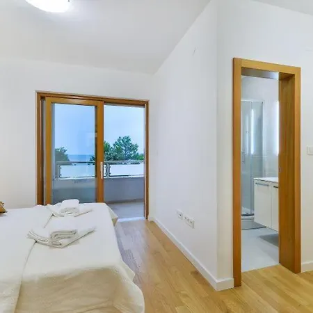 Villa With Pool, 50 M From The Sandy - Id 2209 By Traveler Tourist Agency Krk *
