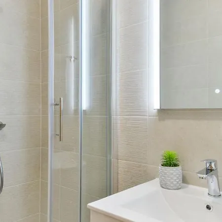 With Pool, 50 M From The Sandy - Id 2209 By Traveler Tourist Agency Krk *