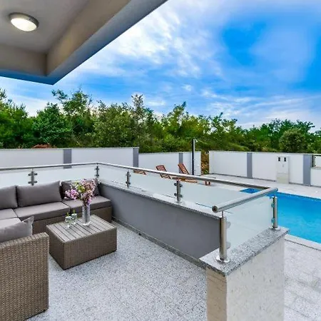 With Pool, 50 M From The Sandy - Id 2209 By Traveler Tourist Agency Krk * Zaton