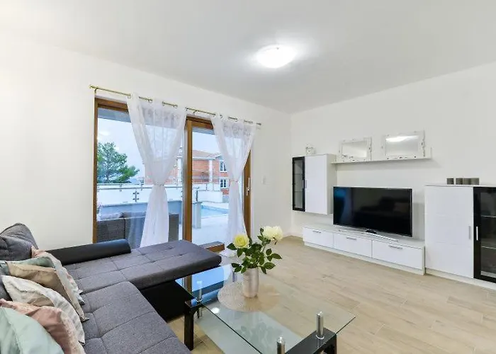 With Pool, 50 M From The Sandy - Id 2209 By Traveler Tourist Agency Krk *