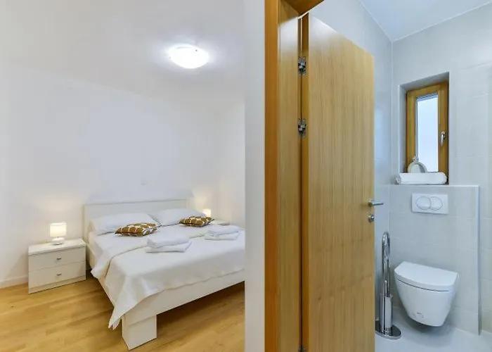 With Pool, 50 M From The Sandy - Id 2209 By Traveler Tourist Agency Krk